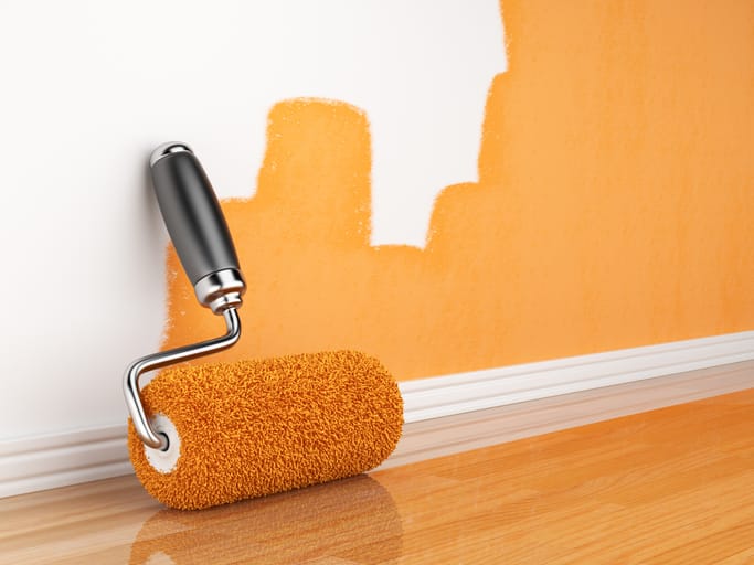 Residential interior painters tackling water-damaged surfaces in Tampa FL